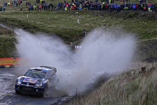 Ogier leads, Mikkelsen on course for podium – Volkswagen starts strongly at season finale in Wales