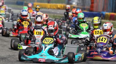 The start of one heat of KZ2 ACI karting