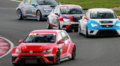 Leuchter and Zimmermann on the podium in the Golf GTI