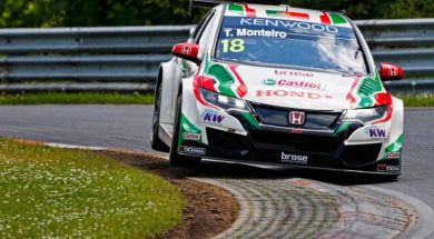 Leading at Nordschleife, Tiago Monteiro suffers big accident