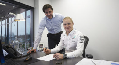 Bottas signing contract for transfer to Mercedes