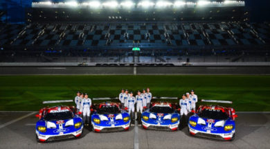 Ford GT daytona team with cars