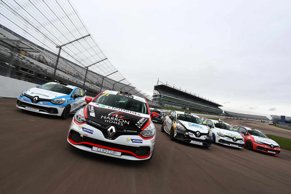 RENAULT UK CLIO CUP GRID “OOZING WITH TALENT” & GROWS AGAIN AHEAD OF 2017 SEASON
