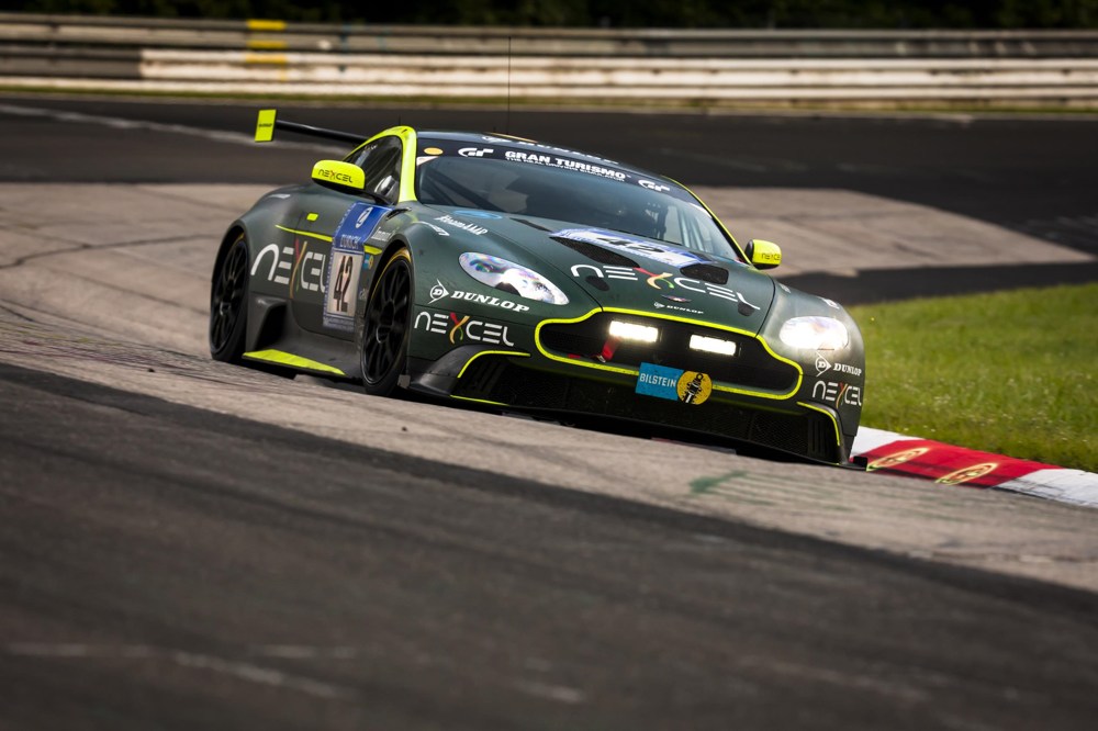 ASTON MARTIN VANTAGE GT8 RETURNS TO THE GREEN HELL