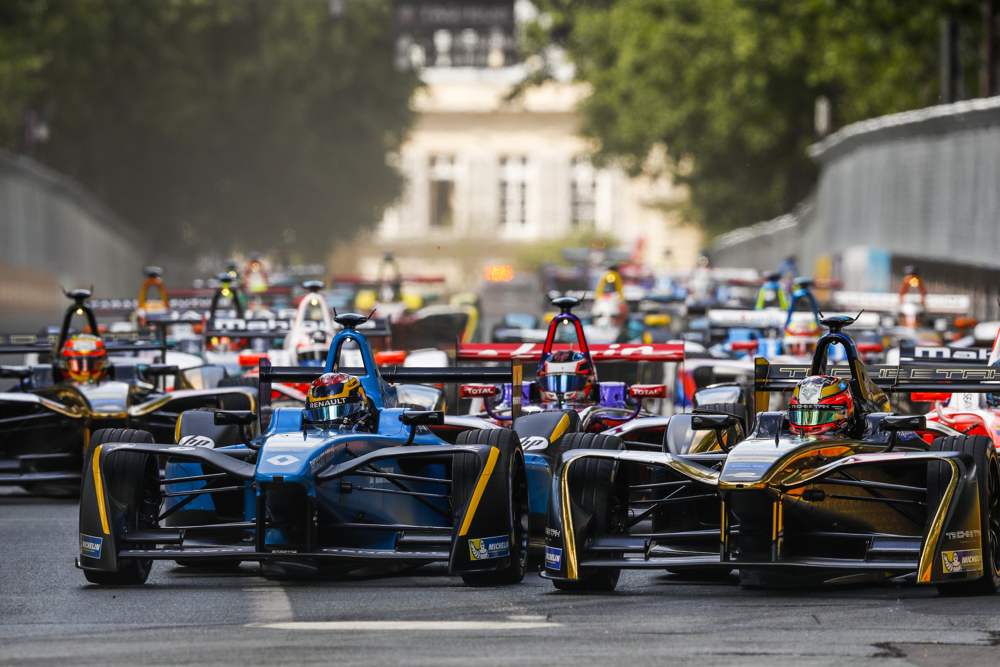 Renault e.dams win the Paris ePrix