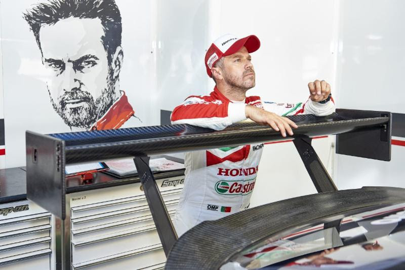 Tiago Monteiro enthusiastic about racing in Hungary