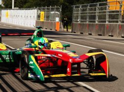 Di Grassi Fastest on first practice sunday montreal