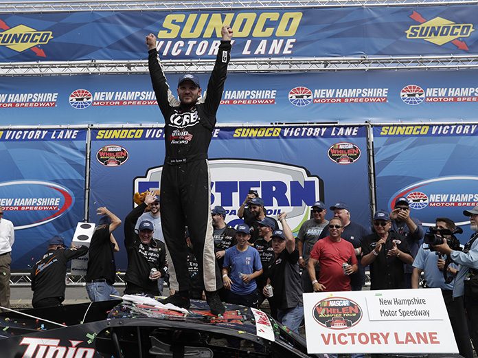 Late-Race Restart Pays Off For Bobby Santos