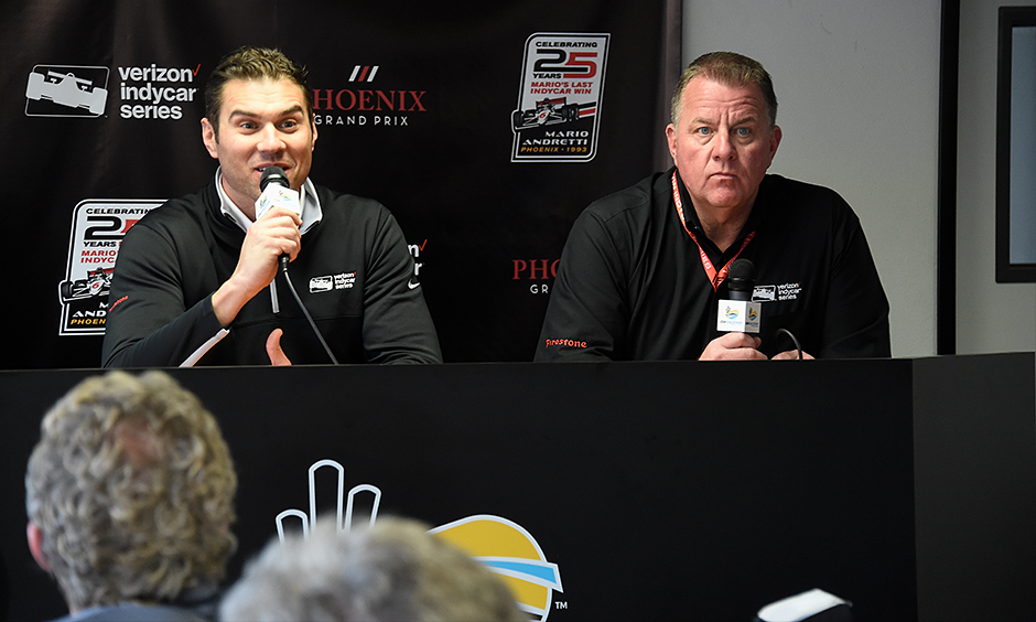 New race director Novak relies on experience around him in INDYCAR Race Control