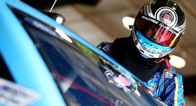 Harvick speeds to fastest practice lap at Auto Club