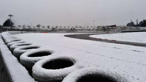 Lewis Hamilton leads F1 testing after snow interrupted week in Barcelona