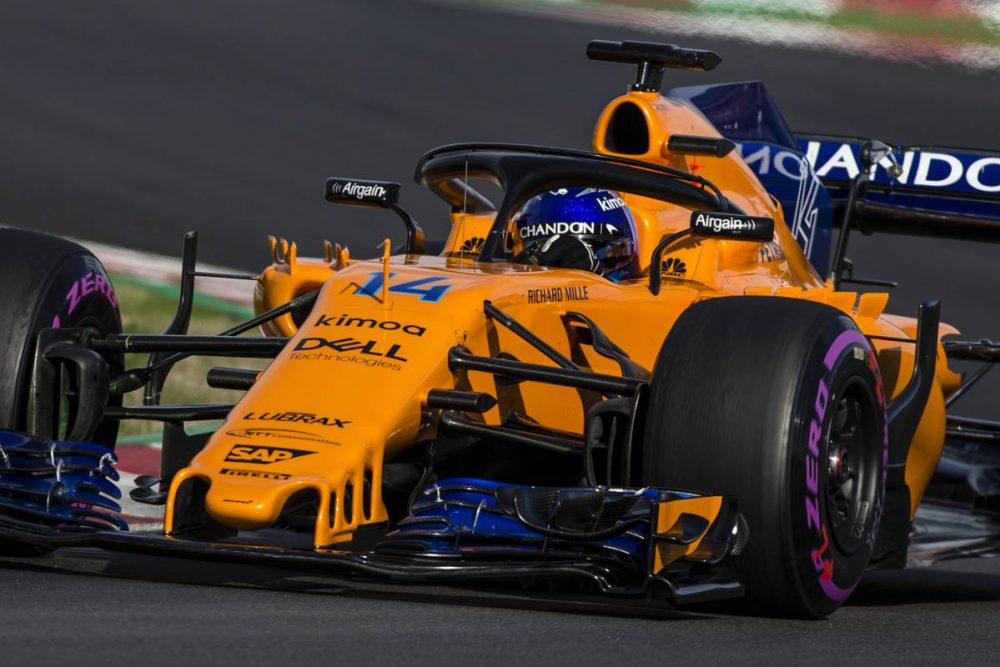 Motorsport: McLaren not bothered by Toro Rosso showing