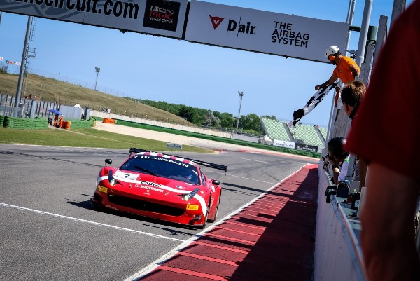 UNSTOPPABLE LUIGI LUCCHINI SCORES FAULTLESS BLANCPAIN GT
SPORTS CLUB MAIN RACE VICTORY AT MISANO