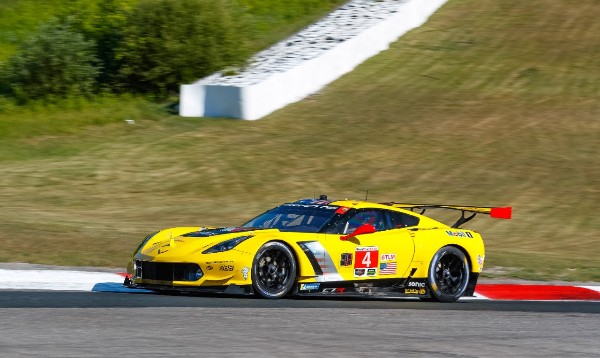 CORVETTE RACING IN CANADA: DOUBLE PODIUM FINISH IN GTLM FOR
CORVETTE C7.RS