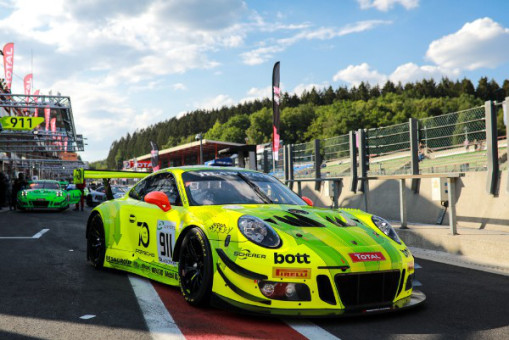 PORSCHE CUSTOMER TO TEAMS CONTEST ENDURANCE HIGHLIGHT IN THE FAR EAST