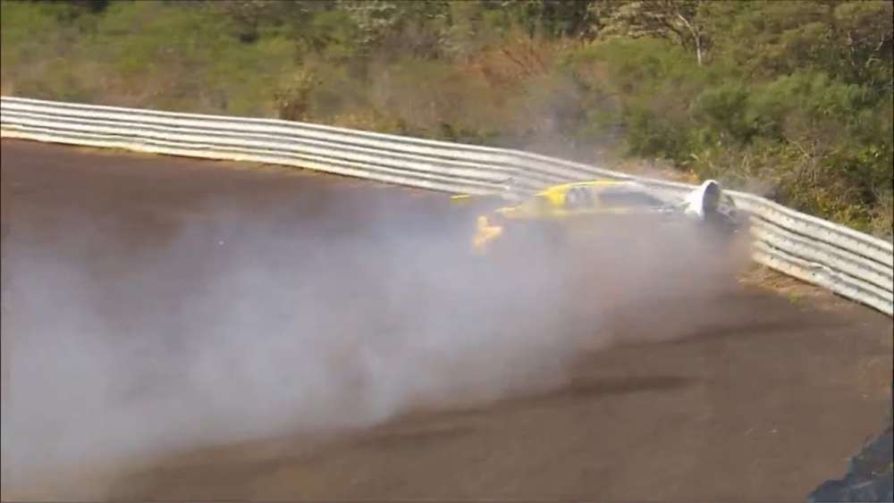 Stock Car Brasil 2018. FP Autódromo Zilmar Beux de Cascavel. Daniel Serra Crash