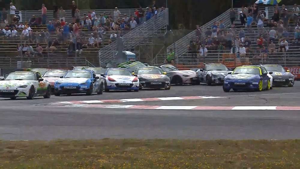 Global MX-5 Cup 2018. Race 1 Grand Prix of Portland. Start Multiple Crashes