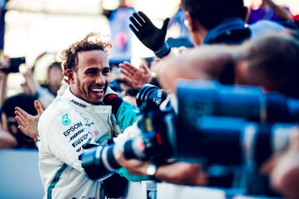Verstappen wins in Mexico, Hamilton wins his fifth world championship