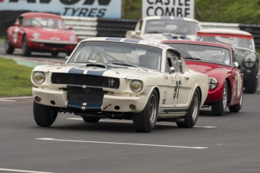 SIXTIES HEROES THEME FOR 2019 CASTLE COMBE AUTUMN CLASSIC