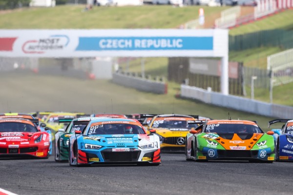 AUDI DUO NIEDERHAUSER AND VAN DER LINDE WIN IN THE GT MASTERS AT MOST