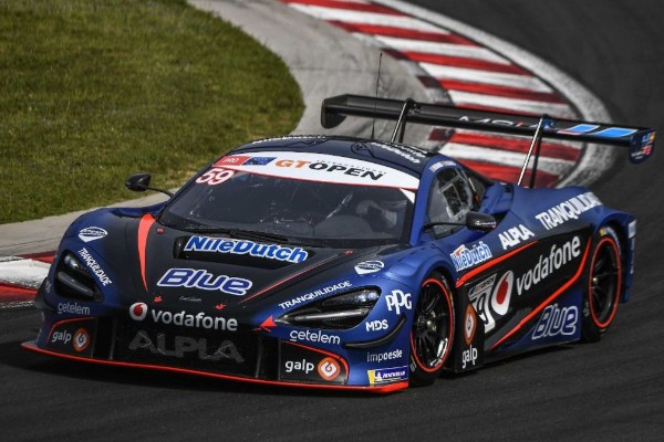 GT OPEN CHAMPIONSHIP LEAD FOR HENRIQUE CHAVES