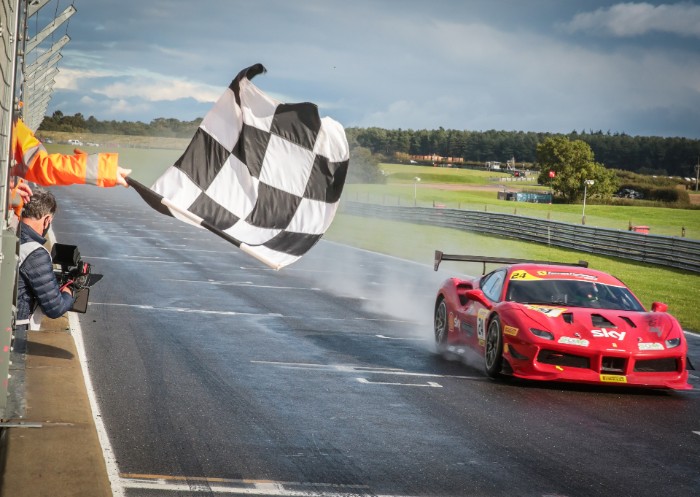 KHERA COMPLETES FERRARI CHALLENGE UK DOMINATION_5f820221ce922.jpeg