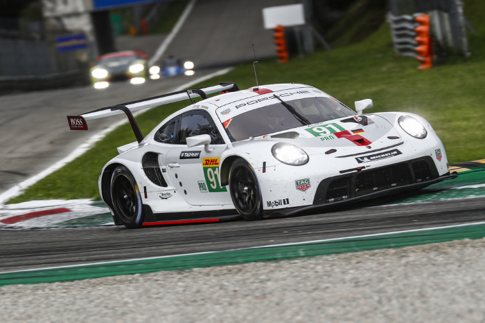 TWELVE PORSCHE 911 RSR TACKLE THE 24 HOURS OF LE MANS