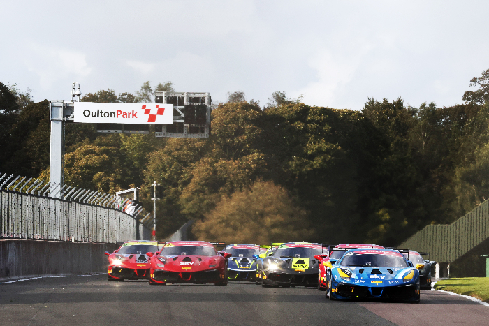 FERRARI CHALLENGE UK TITLE TO BE DECIDED IN THE FINAL RACE AT OULTON PARK