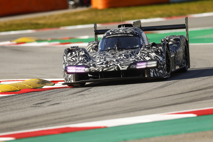 THE NEW PORSCHE LMDh PROTOTYPE COMPLETES FIRST INTERNATIONAL TRACK TEST