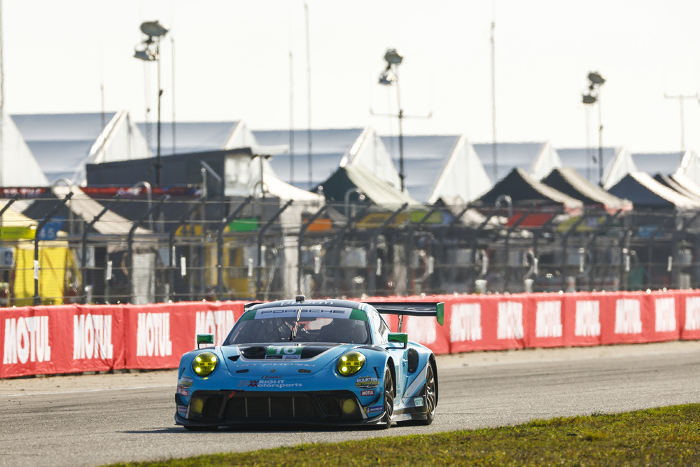 PORSCHE TACKLES THE SEBRING 12 HOUR FROM POLE POSITION