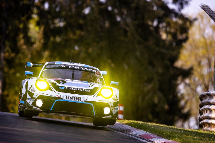 SATISFACTORY DRESS REHEARSAL FOR THE NURBURGRING 24-HOUR RACE FOR PORSCHE
