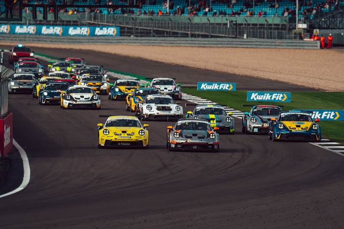 SILVERSTONE WEEKEND SENDS PORSCHE CARRERA CUP GB CHAMPIONSHIP DOWN TO THE WIRE