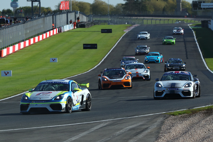 FOSTER AND CAVERS TRIUMPH AT EXCITING PORSCHE SPRINT CHALLENGE GB SEASON FINALE_634d6b6aa3823.jpeg