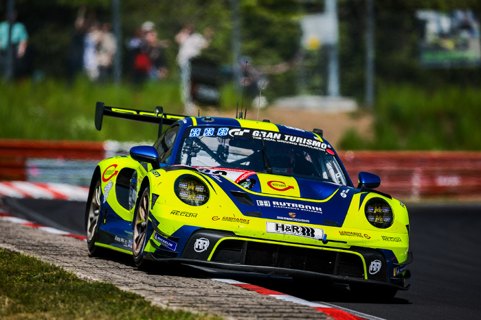 BEST PORSCHE 911 GT3 R FINISHES THE NURBURGRING 24 HOURS IN FIFTH PLACE