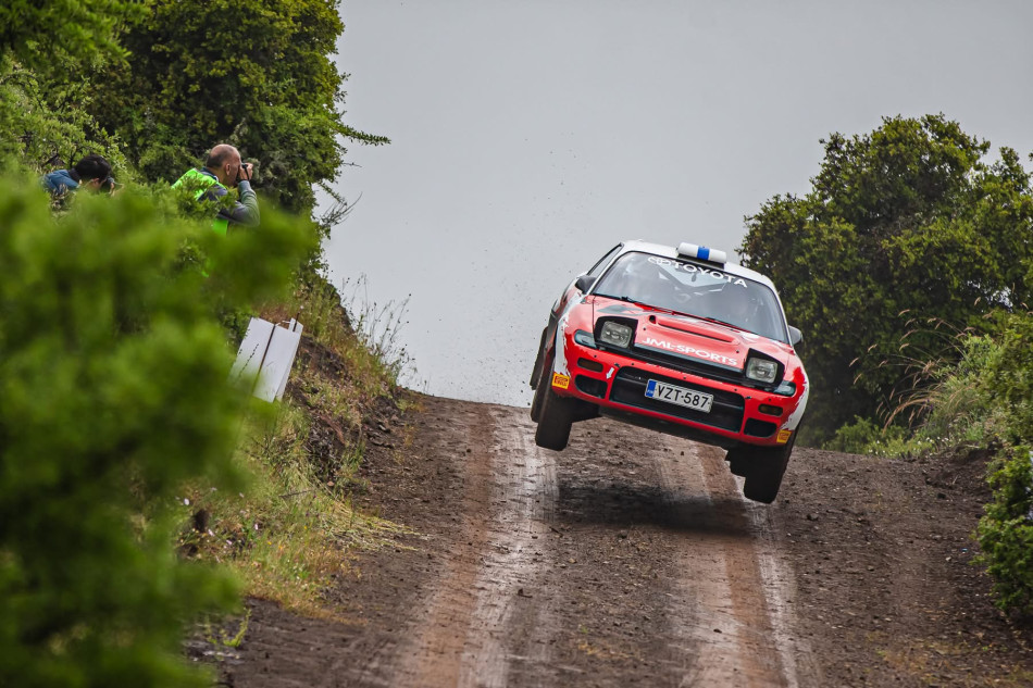 LATVALA OVERCOMES LATE DRAMA TO CLAIM EHRC GRAVEL VICTORY IN GREECE_6a13b5e90a475.jpeg