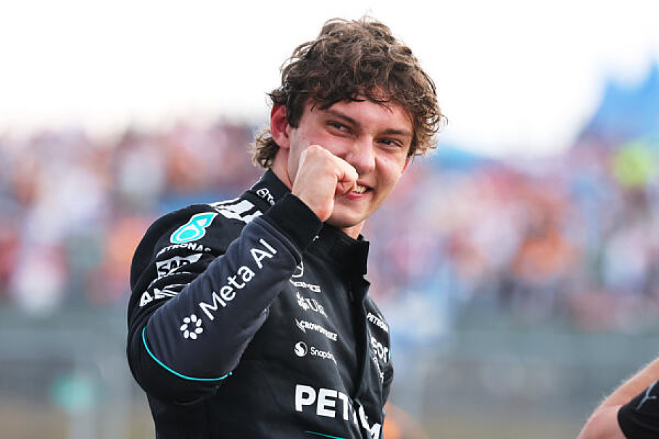 F1 – Antonelli grabs pole at Silverstone ahead of Leclerc and Hamilton _6a49c33929efe.jpeg