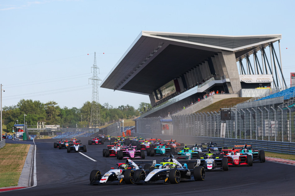 FREC: Sano converts pole into Hungaroring Race1 win_6a49c32b1a05c.jpeg