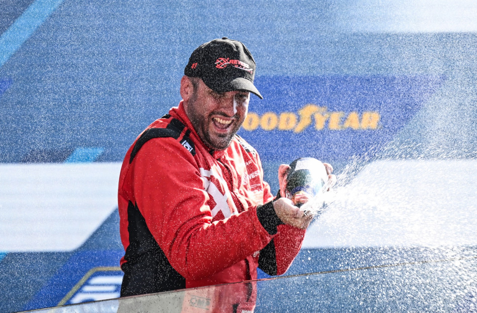 Goodyear FIA ETRC Le Mans raceday one round-up: Great eighth for Kiss, Rodrigues roars to victory_6ab8812e3c1d0.jpeg