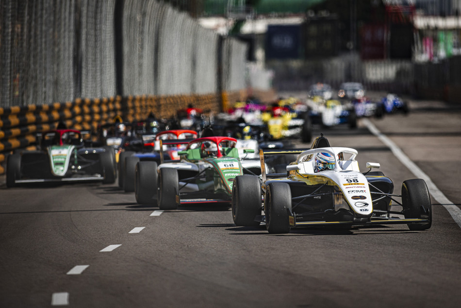 Next generation assembles for second FIA F4 World Cup_6ad2df380ae51.jpeg